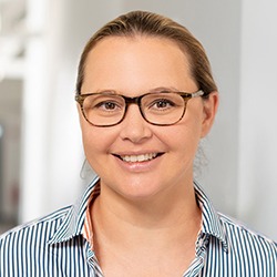 Prof. Dr. Ina Kayser