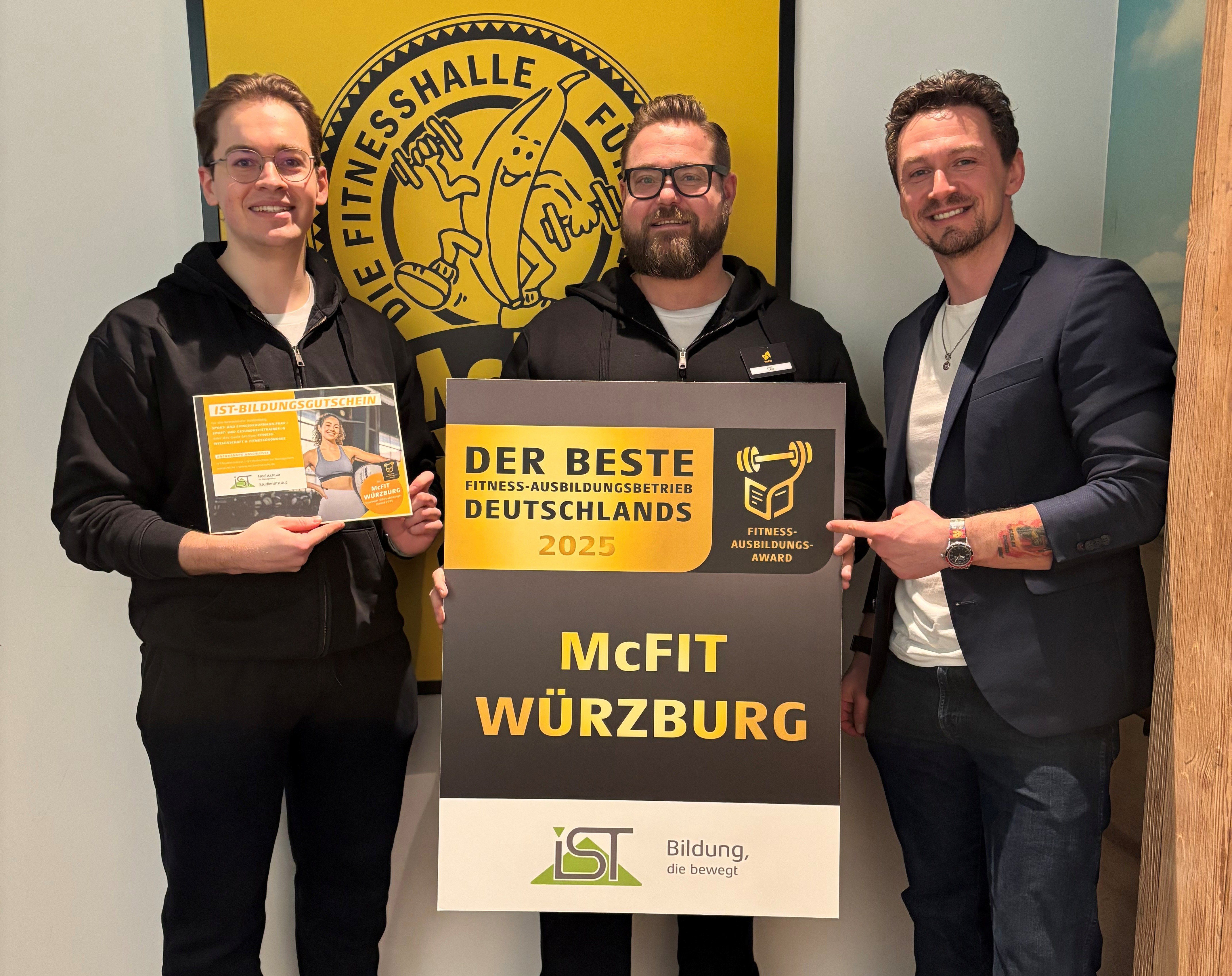 Elias Salbeck, Studioleiter Oliver Hassmann und IST-Kollege Jan Paffhausen